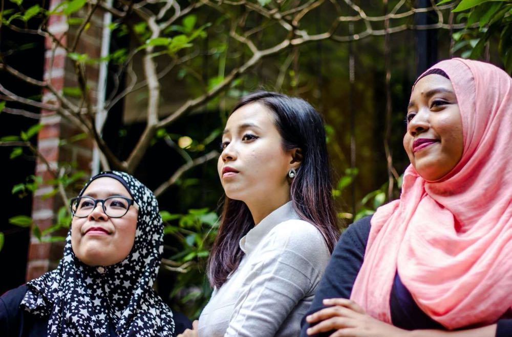 Where to Meet Malaysian Women in Malaysia [and how] - Asia Loving